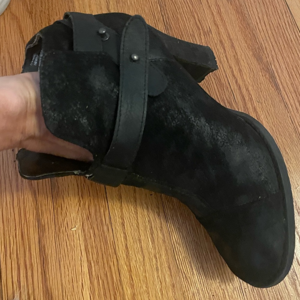 Bottles size 8